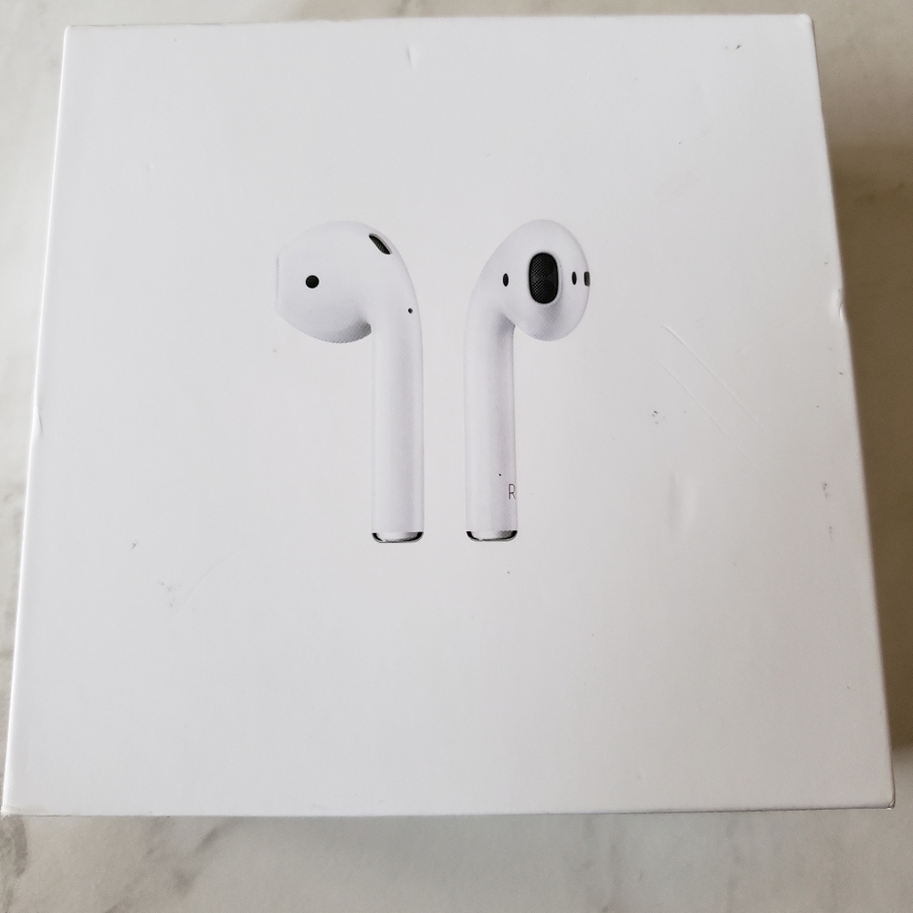 Apple AirPods 1st Generation